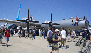 EAA AirVenture 2011 photos - on the ground at Oshkosh